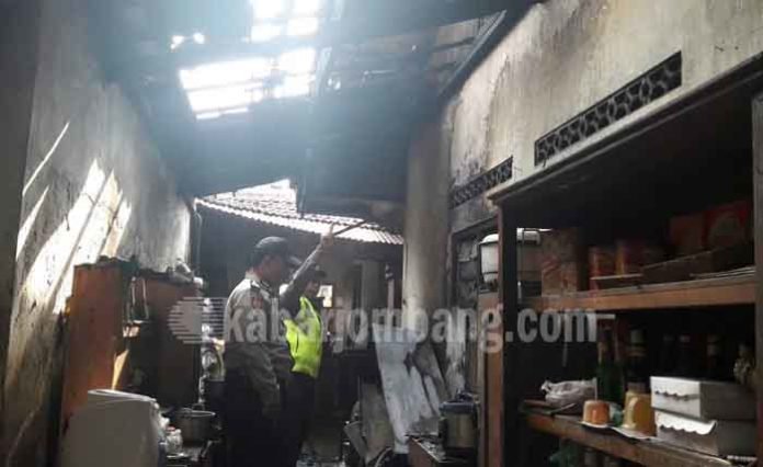 Dapur rumah warga Sambong dilalap si jago merah