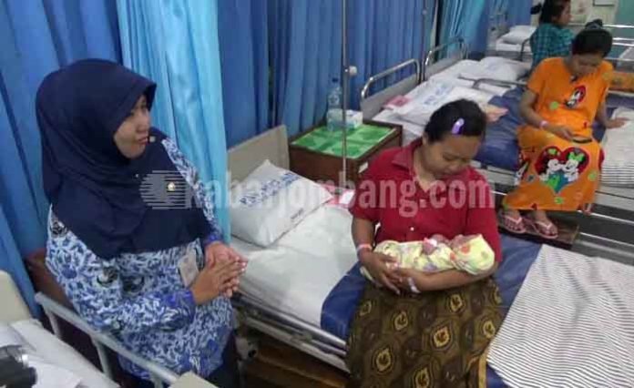 Salah satu ibu bayi yang lahir di tanggal cantik