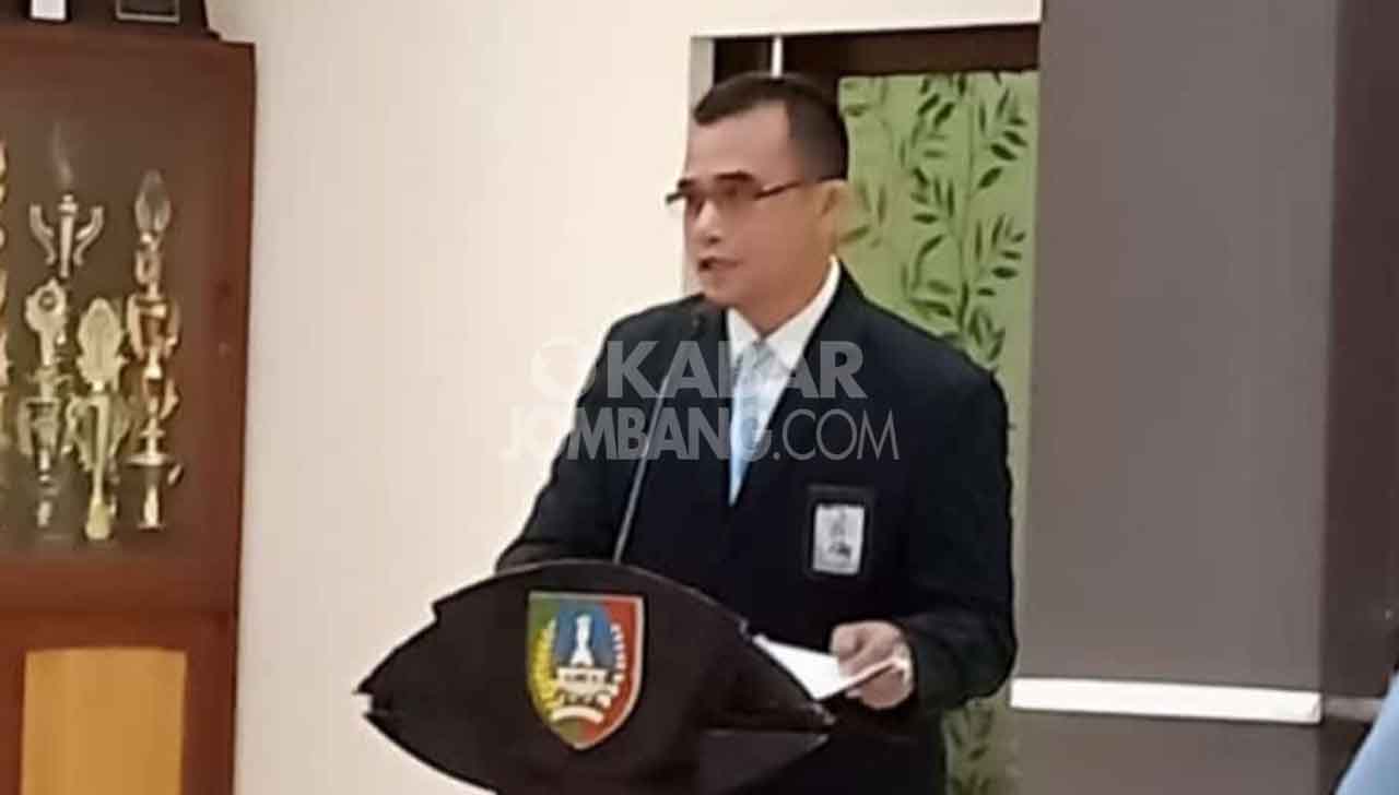 Tito Kadar Isman Koni