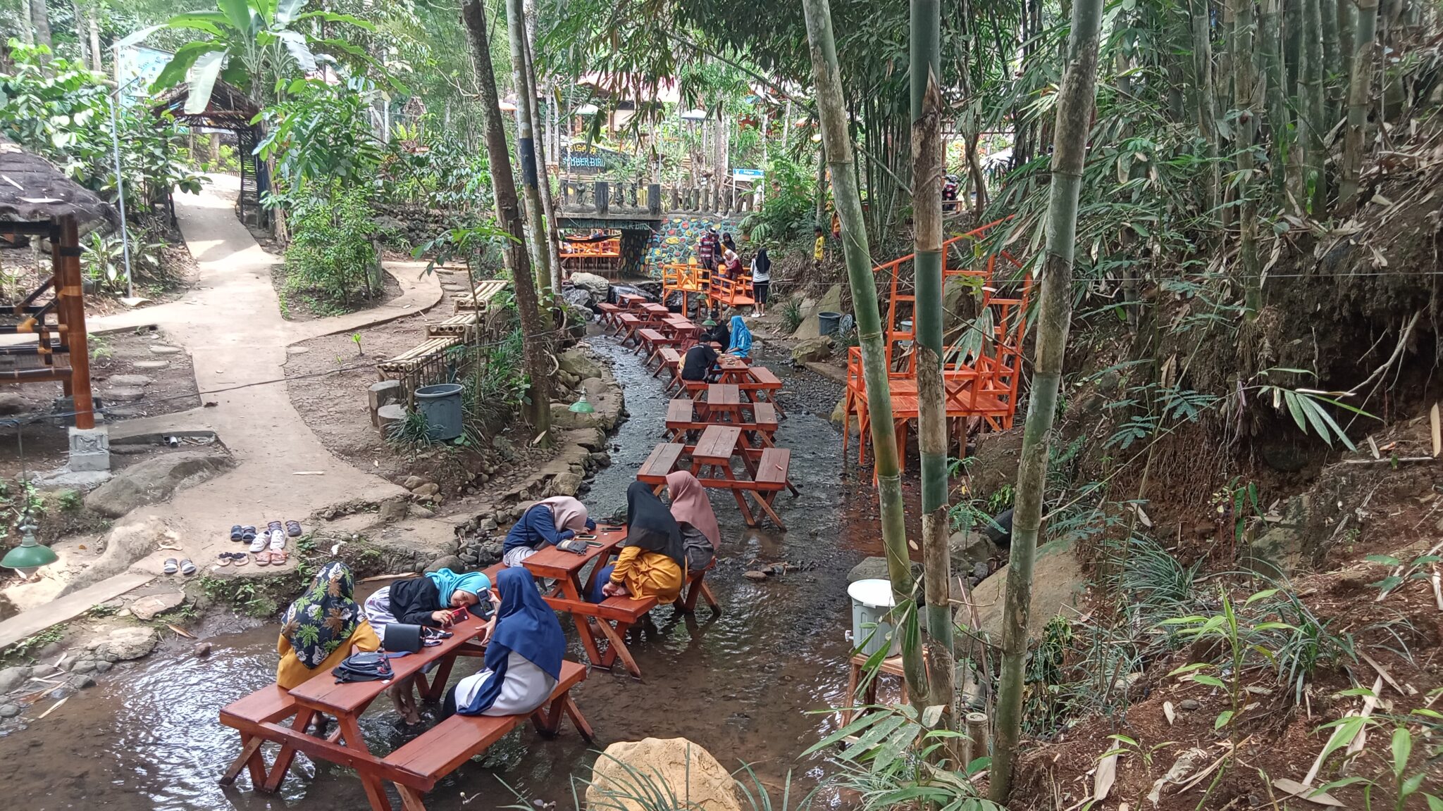 Wana Wisata Sumber Biru Wonosalam