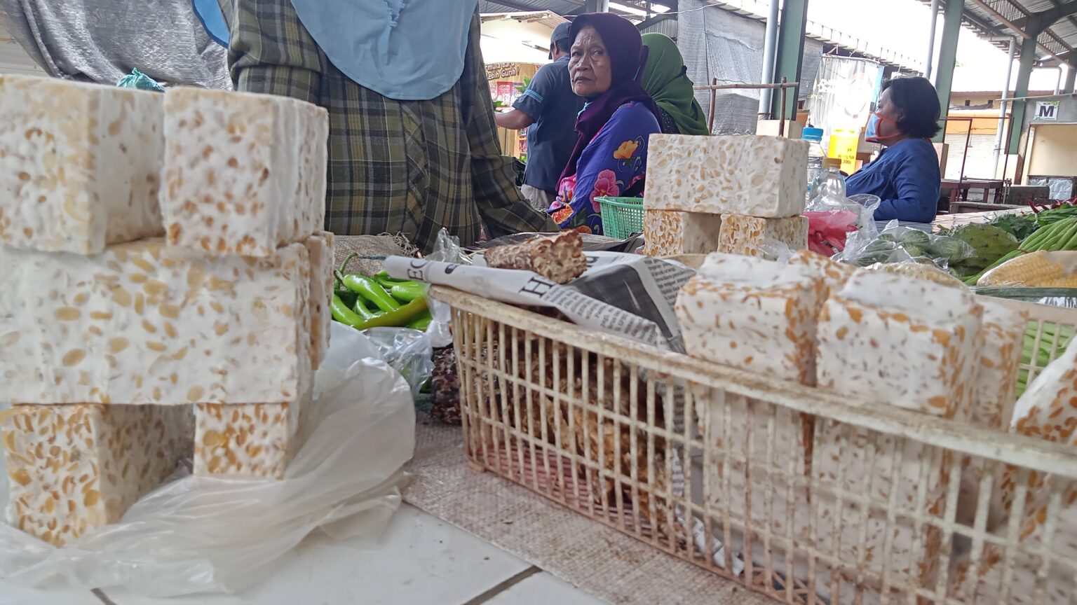 Harga Tahu Dan Tempe Di Jombang Alami Kenaikan Imbas Bahan Baku Mahal ...