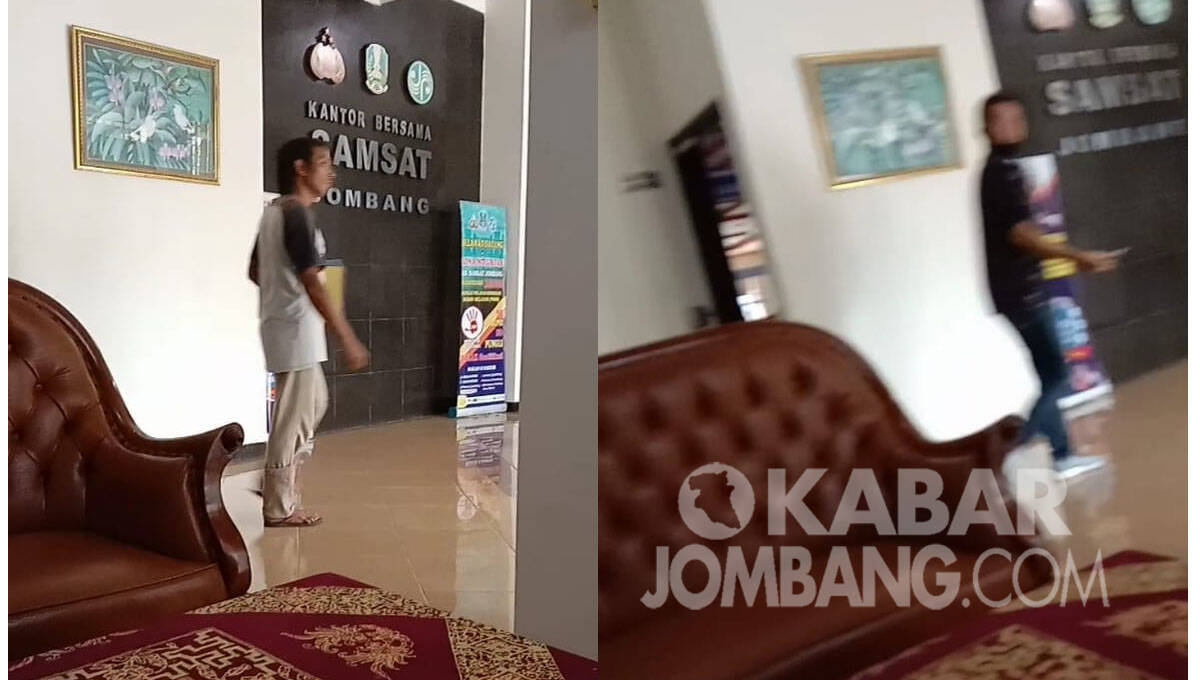 Tangkapan layar calo keluar masuk kantor Samsat Jombang. KabarJombang.com/Anggraini Dwi/