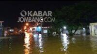 Banjir menggenangi Desa Selorejo Kecamatan Mojowarno Kabupaten Jombang. Kabarjombang.com/Ayu Tifani/