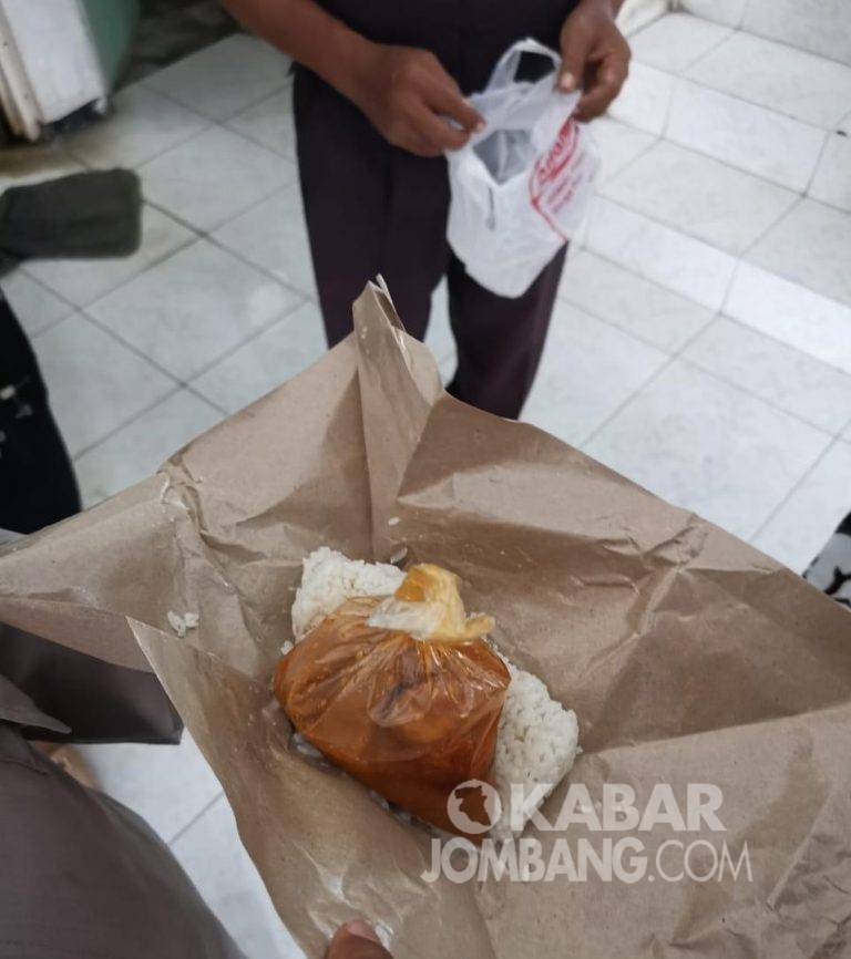 Kasus Keracunan Puluhan Karyawan Pabrik Sepatu PT Venezia Bareng Jombang