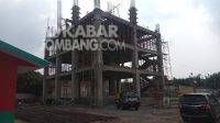 Lokasi pembangunan gedung baru PT BPR Bank Jombang. Kabarjombang.com/Daniel Eko/