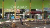 Lapak pedagang di Kebonrojo Jombang sepi pembeli imbas PPKM Darurat. Kabarjombang.com/Daniel Eko/