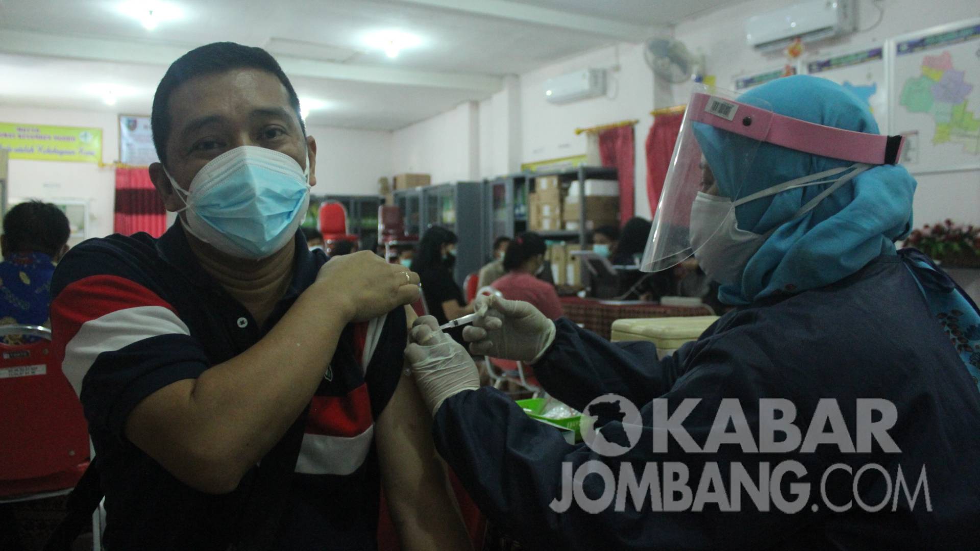 Ini Varian Vaksin Dosis 3 untuk Nakes di Jombang