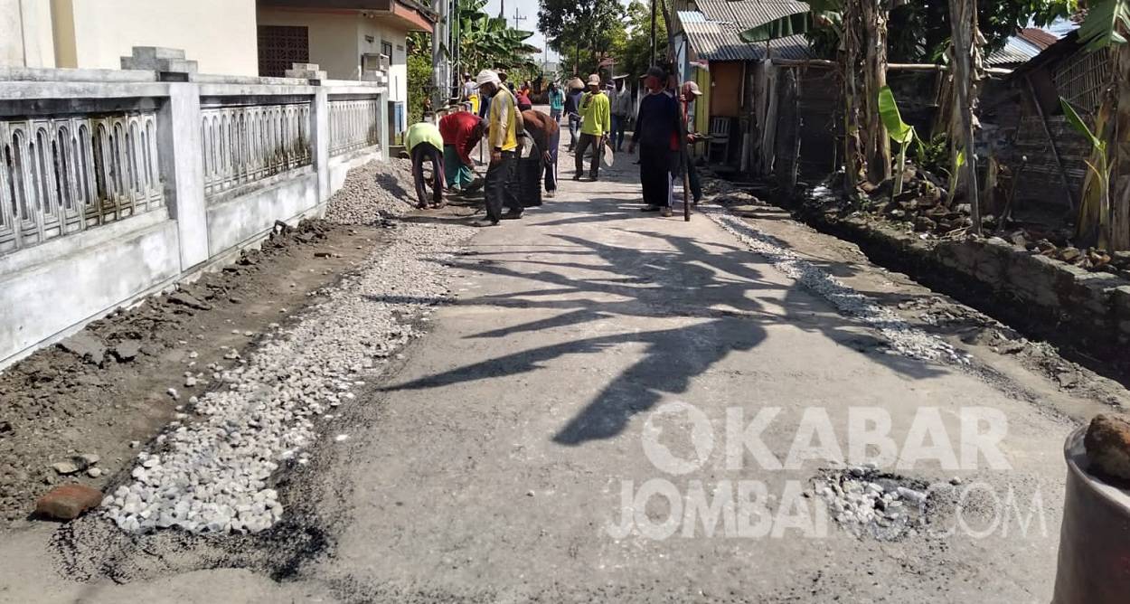 Inspektorat Periksa Dugaan Korupsi Proyek Perbaikan Jalan Desa Pagerwojo, Jombang