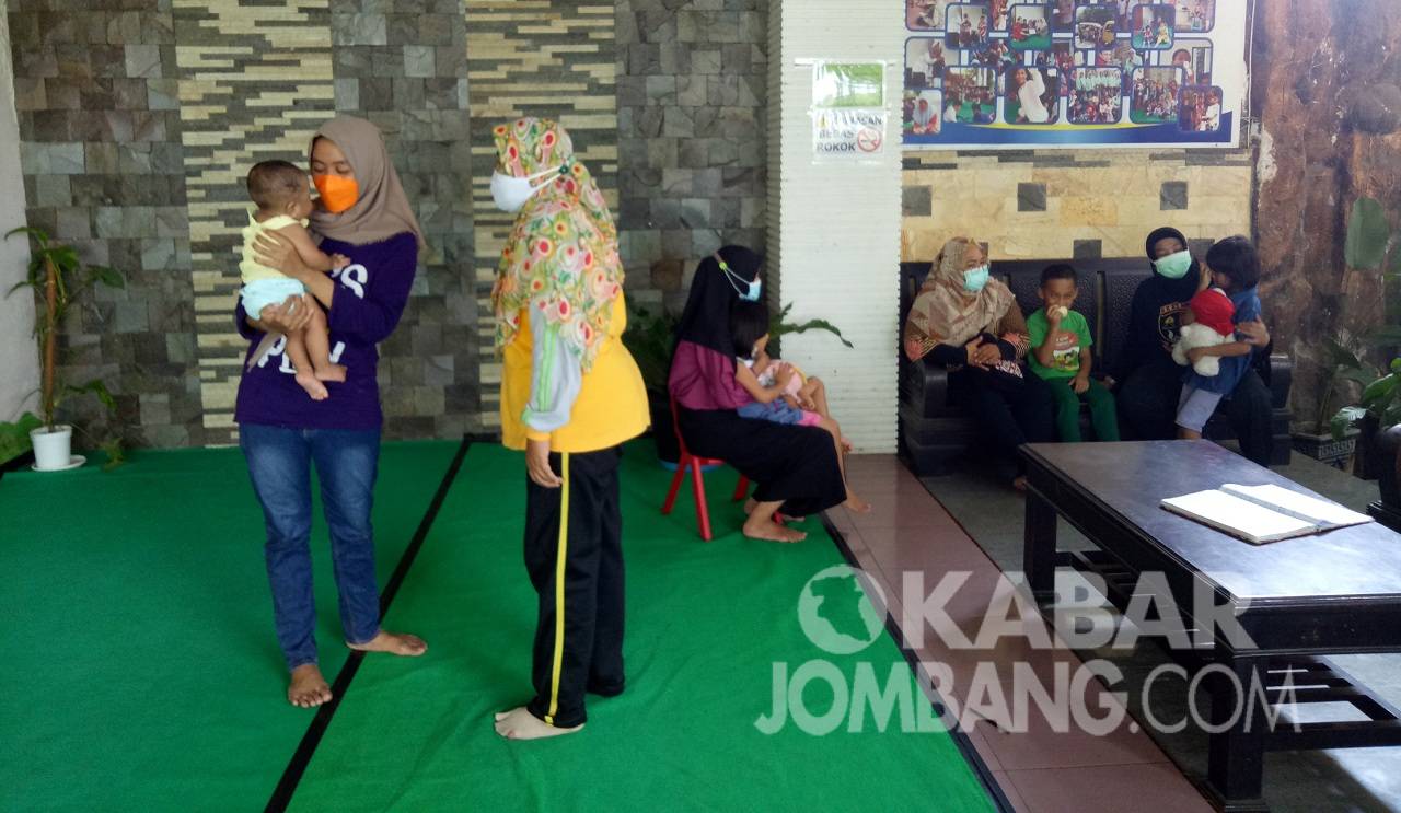 Tawa Sumringah Anak Panti Asuhan Jadi Semangat Para Relawan di Jombang