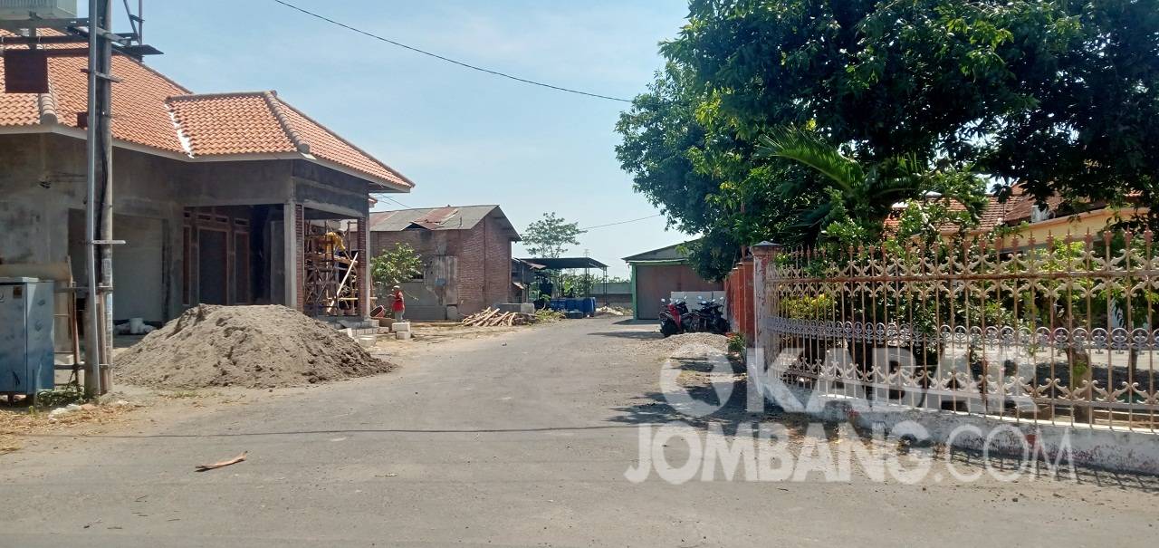 Tempat pengolahan limbah telur milik oknum Kades Temuwulan, Kecamatan Perak, Kabupaten Jombang. KabarJombang.com/M Faiz H/