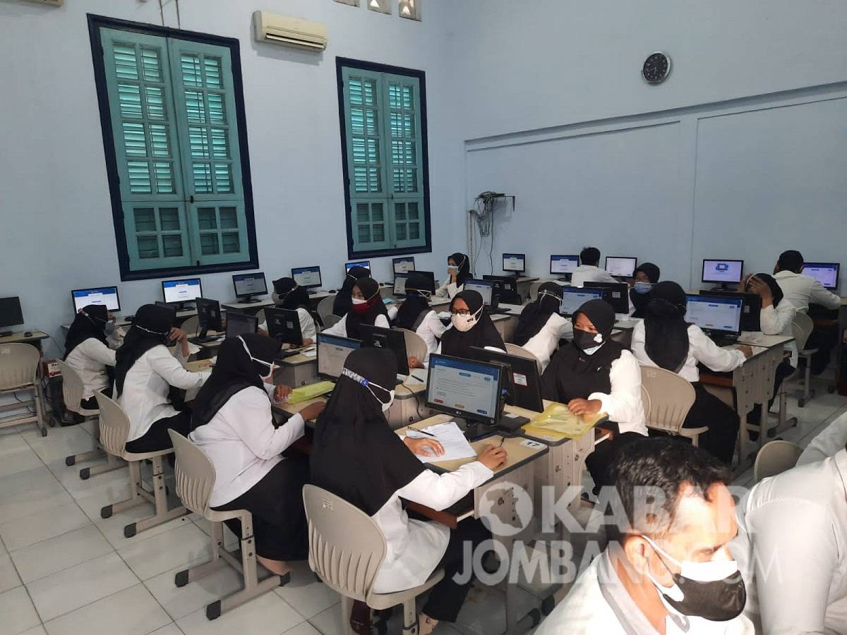 eleksi Kompetisi Dasar PPPK Guru di Kabupaten Jombang. KabarJombang.com/Daniel EKo/