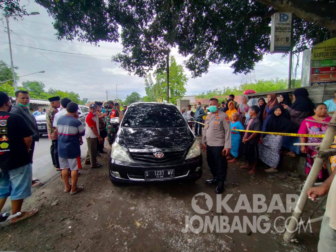 Kepala Sekolah MTsN di Jombang Tewas Mendadak dalam Mobil
