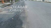 Pengaspalan pelebaran jalan desa Godong, Kecamatan Gudo, Kabupaten Jombang yang bersumber dari bantuan keuangan (BK) khusus APBD 2021. KabarJombang.com/M Faiz H/