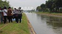 Lokasi penemuan korban hanyut di sungai Glagahan Perak Jombang, Kamis (14/7/2022). KabarJombang.com/Karimatul Maslahah/