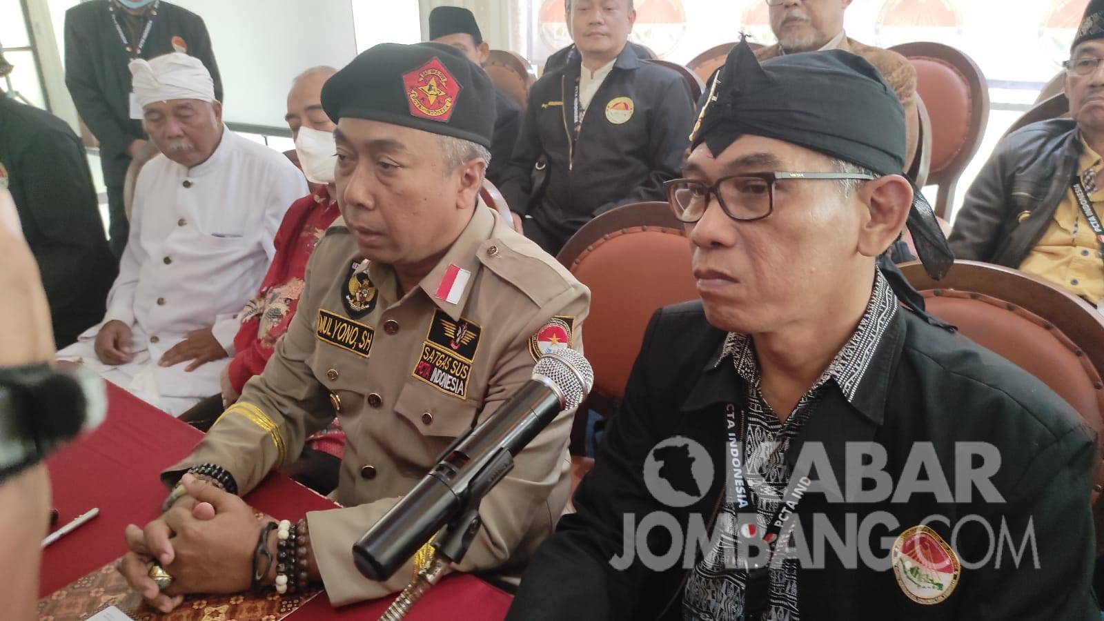 Pengurus DPP Organisasi Persaudaraan Cinta Tanah Air Indonesia (PCTAI) saat menggelar rilis, Selasa (12/7/2022).