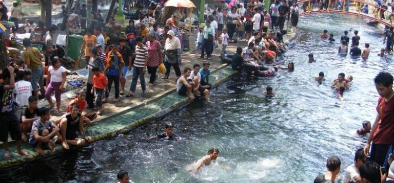 Tradisi Padusan Di Masyarakat Jawa Sambut Bulan Ramadan | Kabar Jombang