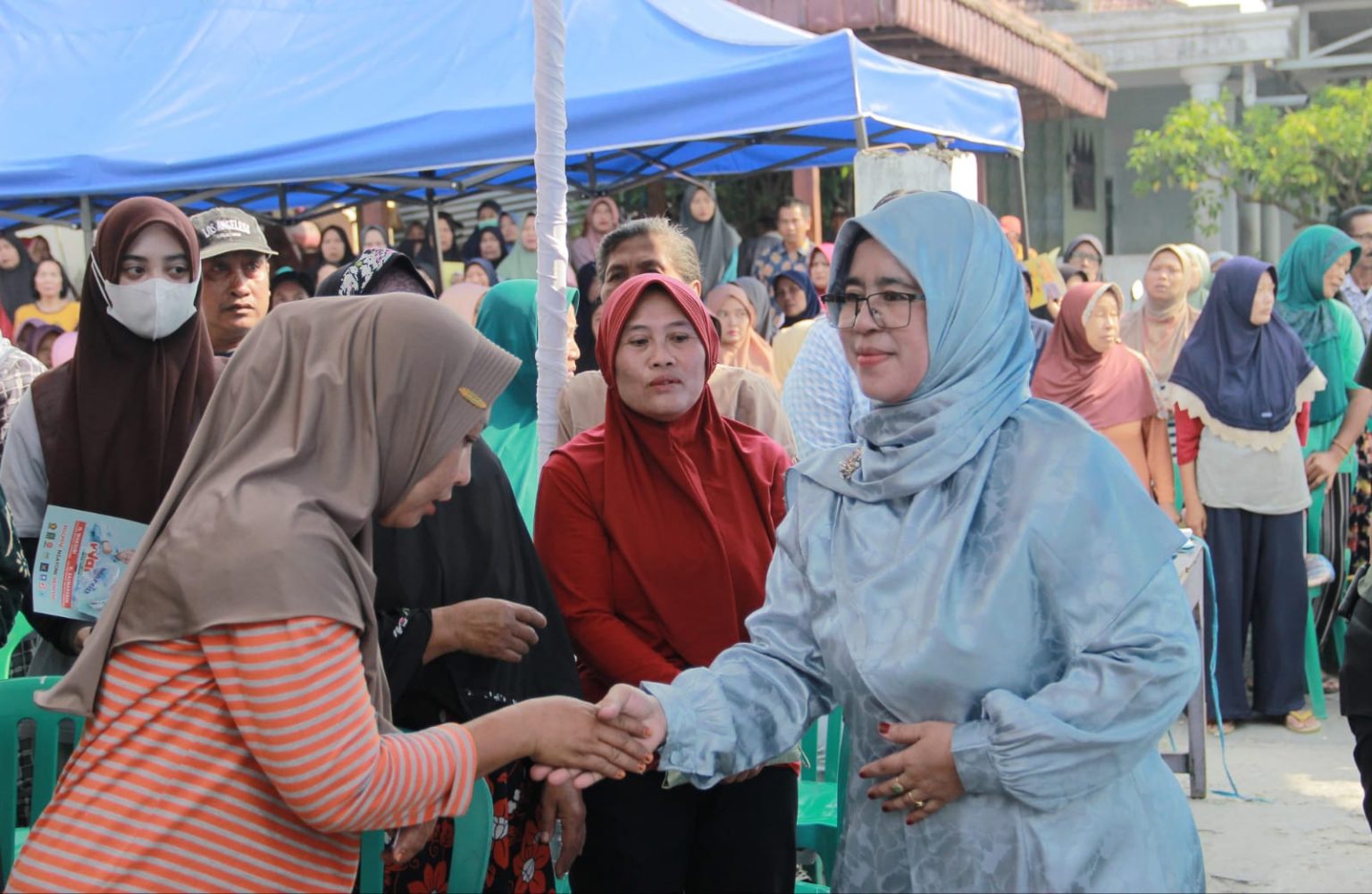 Ini Sosok Wanita Hebat Yang Selalu Mendampingi Gus Salman Lulusan S Pendidikan Multikultur