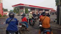 Antrean BBM di Jombang