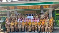 Dewan Guru SMPN 1 Perak Dewan Guru SMPN 1 Perak