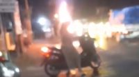 Sepeda motor terbakar di Jombang