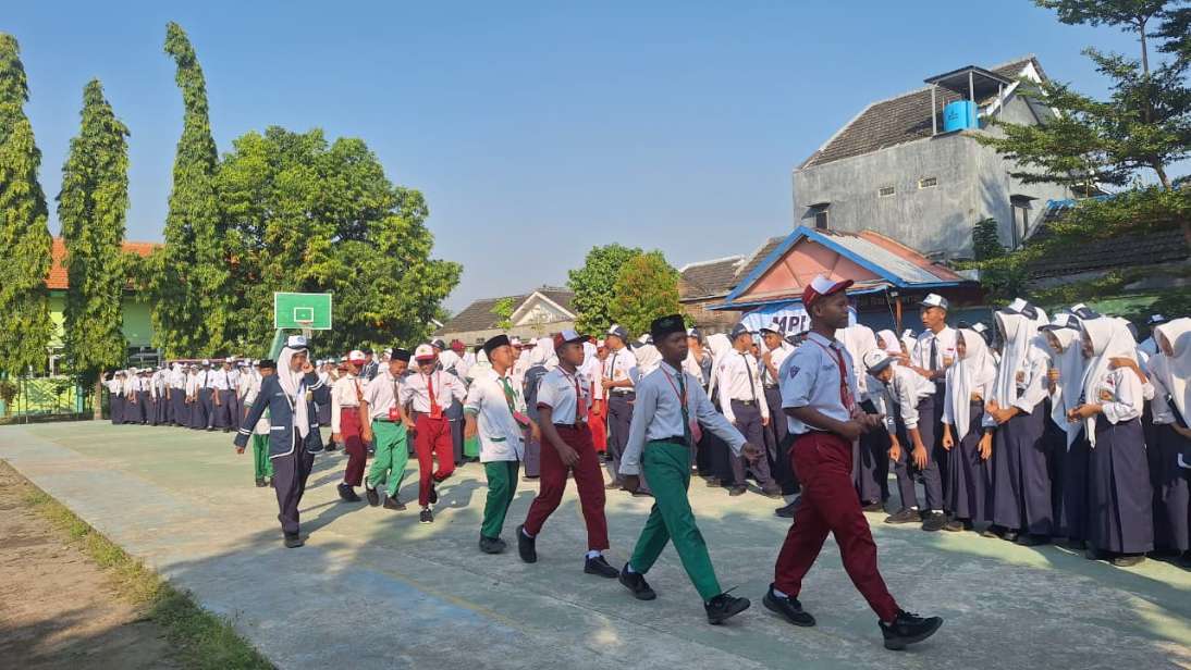 Kegiatan MPLS SMPN 1 Peterongan