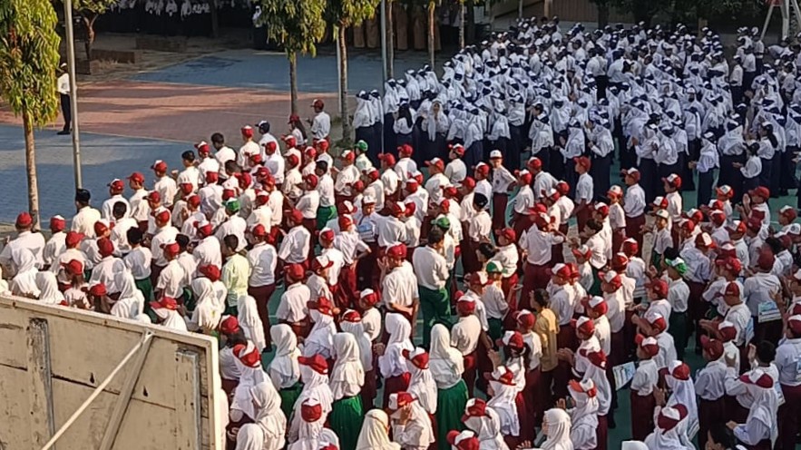 Para Siswa SMPN 2 Jombang Saat Mengikuti MPLS