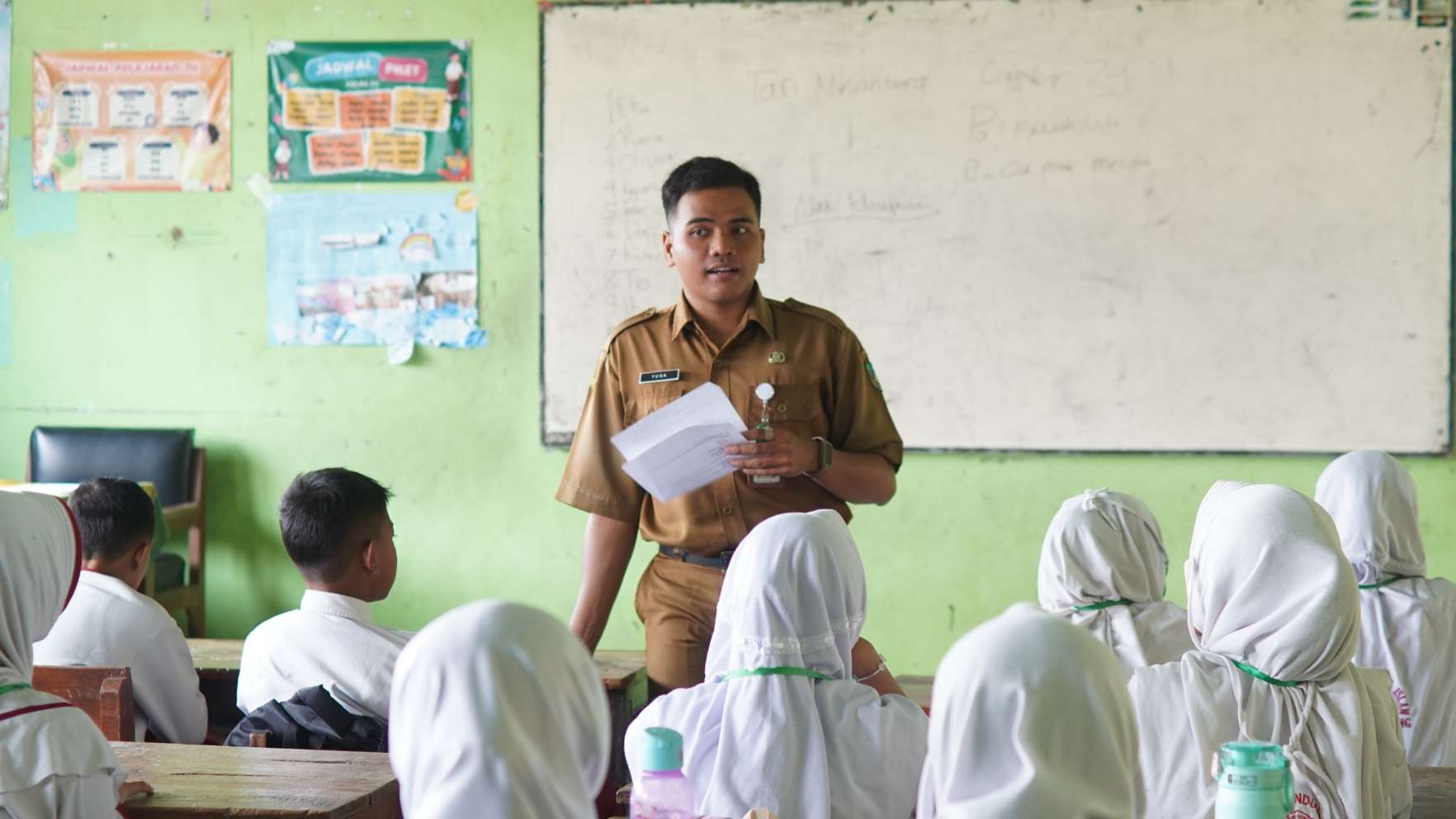 Pendidikan karakter di SMPN 1 Diwek