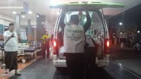Ketua SC Muktamar 35 (NU) sekaligus Katib Aam PBNU, KH Ahmad Said Asrori saat dilarikan ke RSUD Jombang Ketua SC Muktamar 35 (NU) sekaligus Katib Aam PBNU, KH Ahmad Said Asrori saat dilarikan ke RSUD Jombang