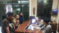 Tukang tagih dikeroyok
